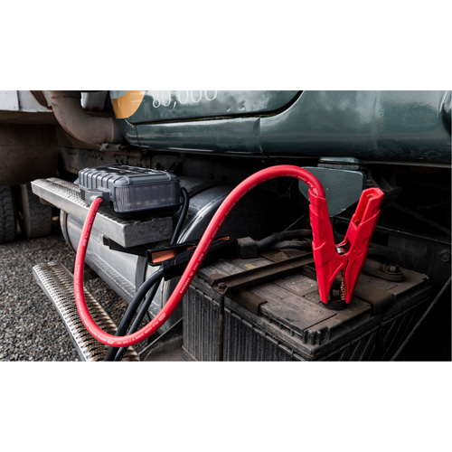 GB251+ Boost&reg; Max Jump Starter Les Distributions ICE