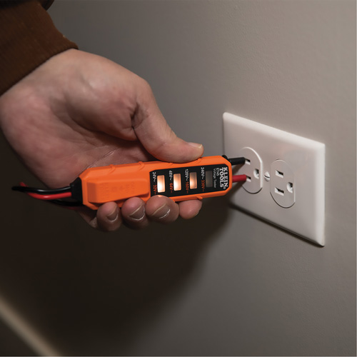 Trousse dessai &eacute;lectrique avec multim&egrave;tre num&eacute;rique Les Distributions ICE