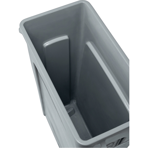 Slim Jim&reg; Container with Venting Channels, Plastic, 23 US gal. Les Distributions ICE