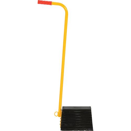 Ergo Handle Wheel Chock, 9-1/4" x 8" x 6", Black Les Distributions ICE