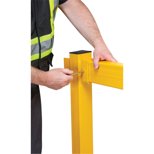Poteau de coin pour garde-corps l&eacute;gers, Acier, 42" h, Jaune s&eacute;curit&eacute; OSHA Les Distributions ICE