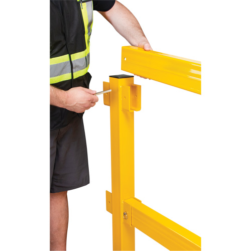 Poteau de coin pour garde-corps l&eacute;gers, Acier, 42" h, Jaune s&eacute;curit&eacute; OSHA Les Distributions ICE