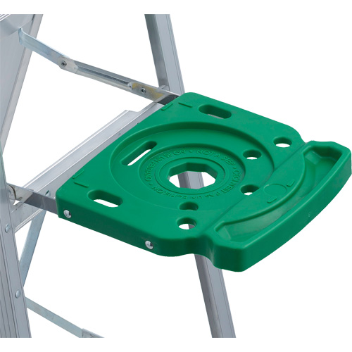 Commercial Duty Stepladders (2400 Series), 4', Aluminum, 225 lbs. Capacity, Type 2 Les Distributions ICE
