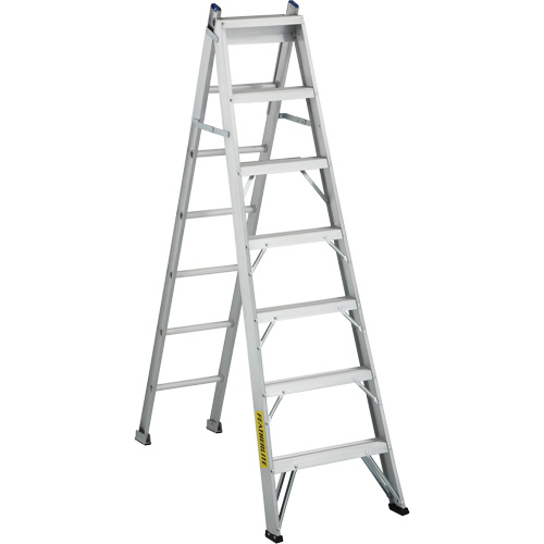 Escabeaux industriels Multi-Way de s&eacute;rie 2700, 7', Aluminium, Capacit&eacute; de 250 lb, ANSI 1, CSA 1 Les Distributions ICE