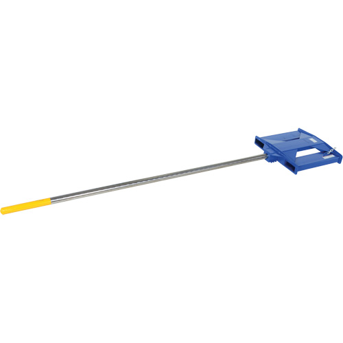 P&ocirc;le de transport de tapis pour chariot &eacute;l&eacute;vateur, 120-1/2" longueur, Install&eacute; sur fourche, Capacit&eacute; de 2200 lb Les Distributions ICE