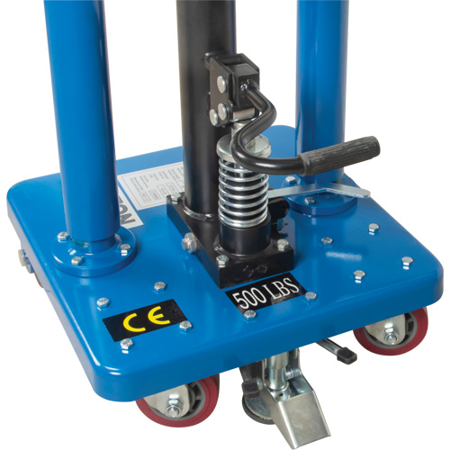 Table de travail hydraulique, 18'' lo x 18'' la, Acier, Capacit&eacute; 500 lb Les Distributions ICE