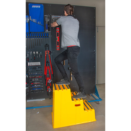 Escabeau industriel, 3 marches, 34-13/16" x 22-7/16" x Hauteur 28-1/2" Les Distributions ICE