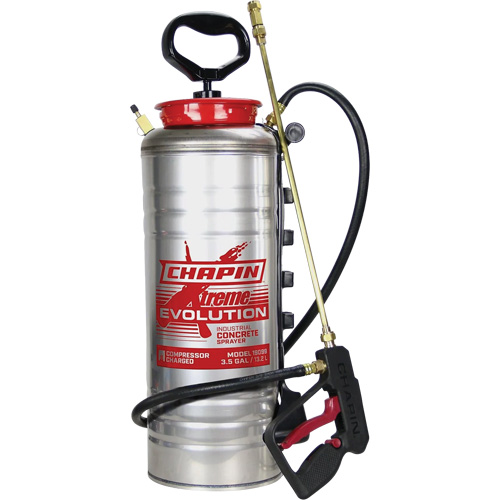 Pulv&eacute;risateur de b&eacute;ton &agrave; r&eacute;servoir Evolution, 3,5 gal. (13,2 L), Acier inoxydable, Lance de 19" Les Distributions ICE