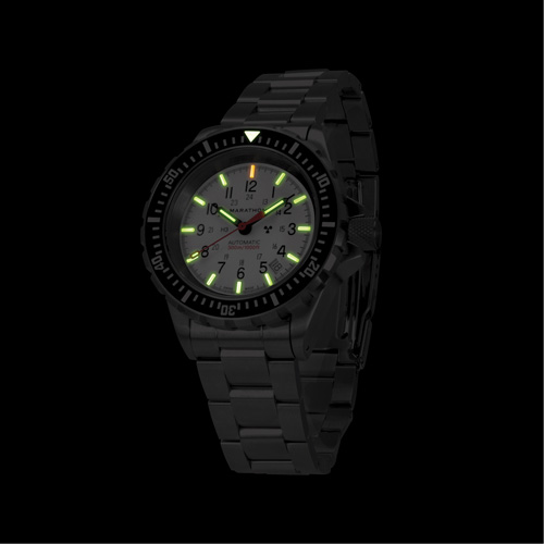 Grande montre automatique de plong&eacute;e &eacute;dition arctique GSAR avec bracelet en acier inoxydable, Num&eacute;rique, &agrave; piles, 41 mm, Argent Les Distributions ICE