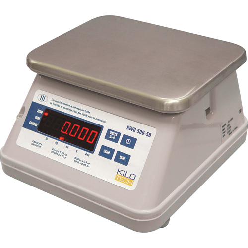 Balance d'&eacute;tabli num&eacute;rique &agrave; double affichage, Capacit&eacute; 5,5 lb / 2,5 kg, Graduations 0,002 lb / 0,001 kg Les Distributions ICE