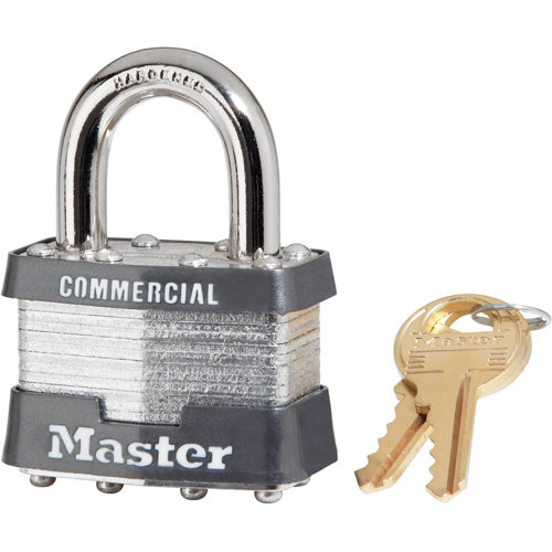Cadenas commercial, Cl&eacute;s diff&eacute;rentes, Acier lamin&eacute;, Largeur de 1-3/4" Les Distributions ICE