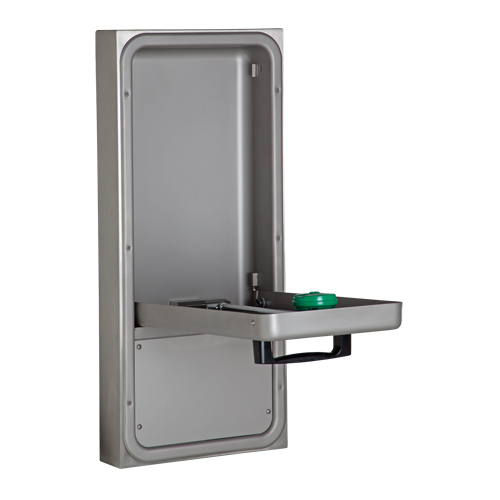Eye/Face Wash Station, Wall-Mount Installation Les Distributions ICE