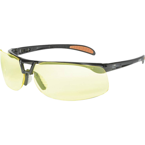Lunettes de s&eacute;curit&eacute; Prot&eacute;g&eacute; avec lentilles HydroShield, Lentille Ambr&eacute;e, Antibu&eacute;e/Anti-&eacute;gratignures, ANSI Z87+ Les Distributions ICE
