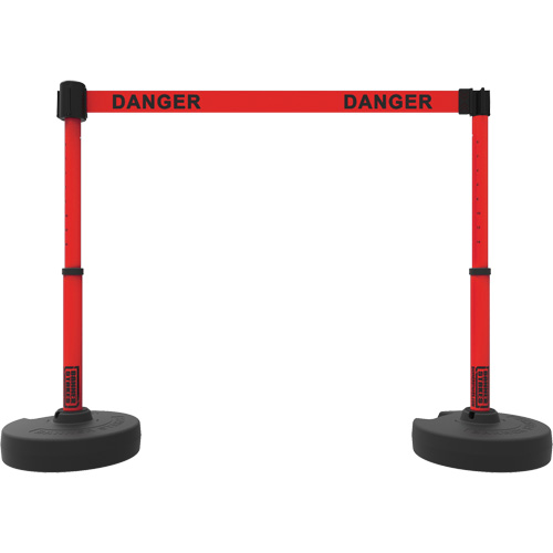 Ensemble de montants pour barri&egrave;re Plus, Plastique, 42" h, Ruban Rouge, Longueur du ruban 15' Les Distributions ICE