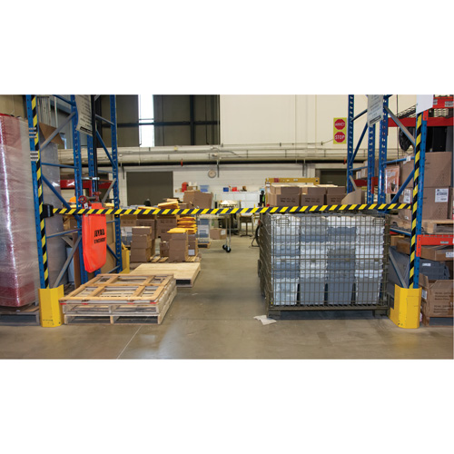 Magnetic Wall Mount Barrier with Magnetic Tape, Plastic, Magnetic Mount, 15', Black and Yellow Tape Les Distributions ICE