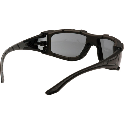 Endeavor&reg; Plus Safety Glasses, Grey Lens, Anti-Fog, ANSI Z87+/Meets/Exceeds CSA Z94.3 Les Distributions ICE