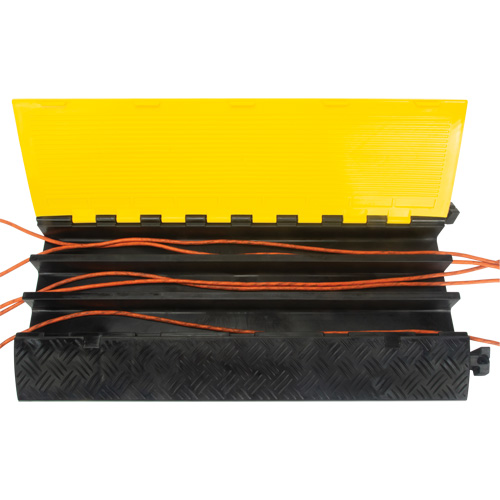 Polyurethane Cable Protector, 3 Channels, 35.43" L x 19.69" W x 3" H Les Distributions ICE