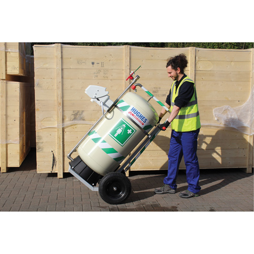 Douche d'urgence mobile et ind&eacute;pendant avec douche oculaire et faciale, Capacit&eacute; 30 gal., Conformit&eacute; Aucune Les Distributions ICE