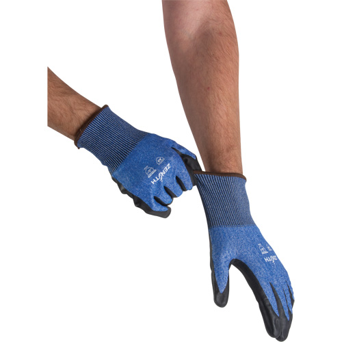 Gants l&eacute;gers et haute dext&eacute;rit&eacute; r&eacute;sistants &agrave; la coupe, Taille 11, Calibre 18, Rev&ecirc;tement Mousse de nitrile, Enveloppe en Acier inoxydable/PEHP/Tungst&egrave;ne, ASTM ANSI niveau A9 Les Distributions ICE