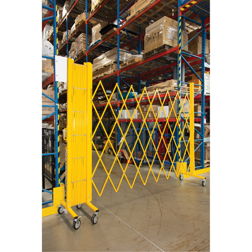 Expandable Barrier, 84" H x 20' L, Yellow Les Distributions ICE