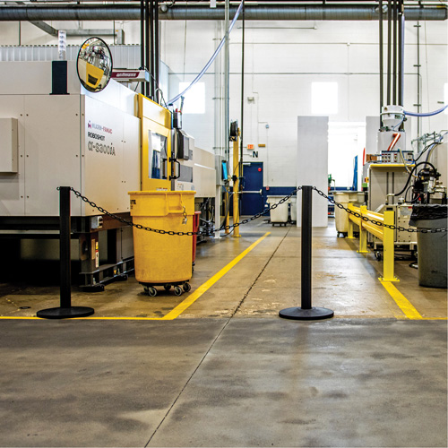 Industrial Stanchion, 37" High, Yellow Les Distributions ICE