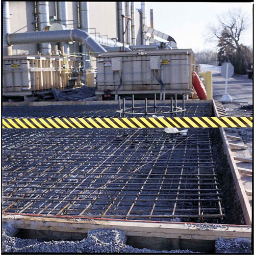 Barricade Tape, English, 3" W x 200' L, 3 mils, Black on Yellow Les Distributions ICE