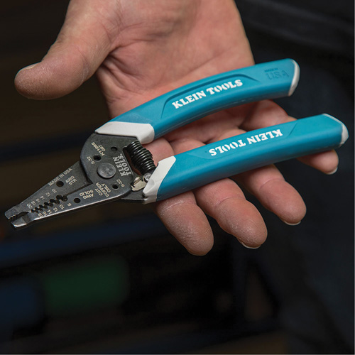 Klein-Kurve&reg; Wire Stripper Les Distributions ICE