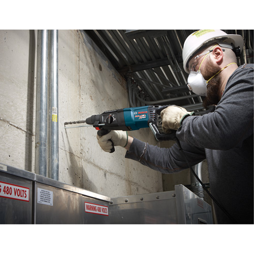 SDS-Plus&reg; Bulldog Xtreme Rotary Hammer, 3/16" - 5/8", 8 A, 0-5800 BPM, 0-1300 RPM, 2.0 ft.-lbs. Les Distributions ICE