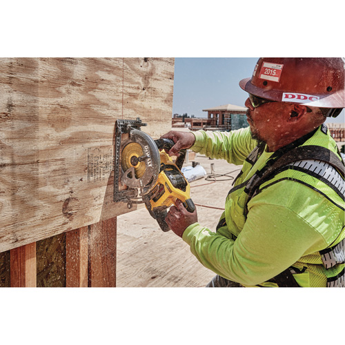 FlexVolt&reg; Worm Drive Style Saw (Tool Only), 7-1/4", 60 V Les Distributions ICE
