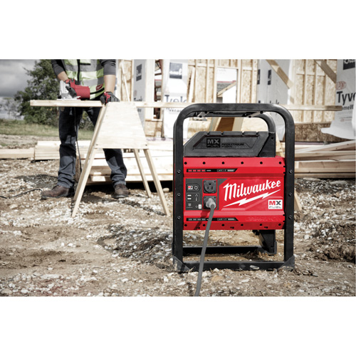 MX Fuel Carry-On Power Supply, 1800 W/3600 W, Lithium Ion, 20-4/5" H x 12" W x 15" D, 49.7 lbs. Les Distributions ICE