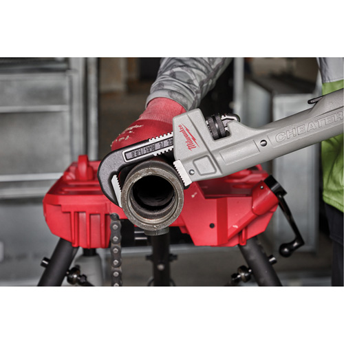 Cheater Adaptable Pipe Wrench, 2-1/2" Jaw Capacity, 18"/11"/24" Long Les Distributions ICE