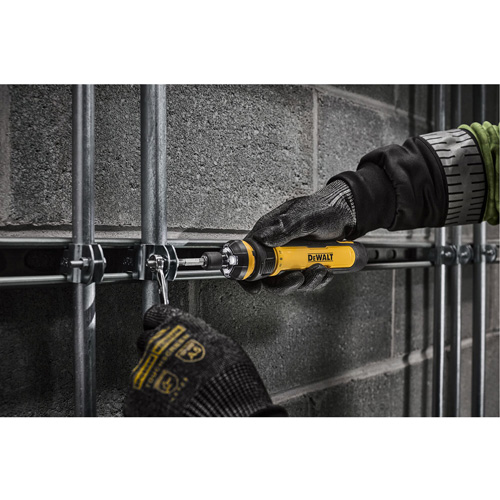 Jeu de tournevis sans fil de 14 morceaux avec commande FLEXDRIVE, 4 V, 44 lb-po/5 Nm couple max. Les Distributions ICE