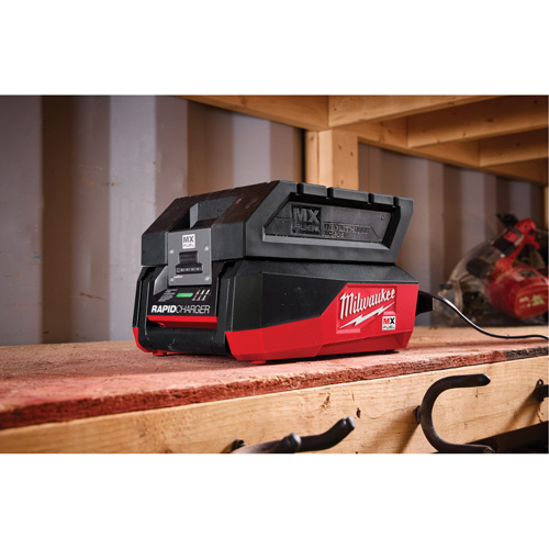 Chargeur rapide MX FUEL, 120 V, Lithium-ion/NiCd/Ni-MH Les Distributions ICE