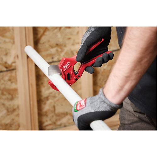 Ratcheting Pipe Cutter, 1-5/8" Capacity Les Distributions ICE