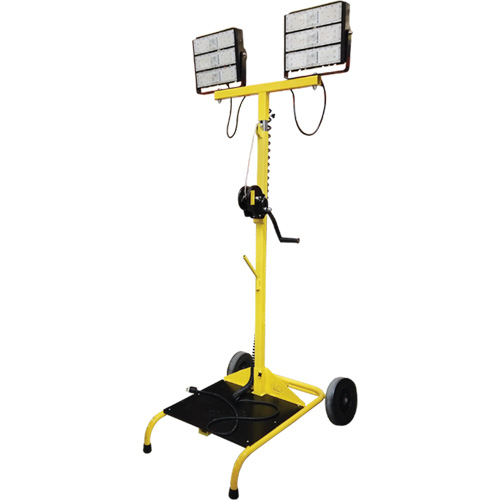 Chariot &agrave; lampe Beacon978 avec treuil, DEL, 150 W, 22500 lumens, Boîtier en Aluminium Les Distributions ICE