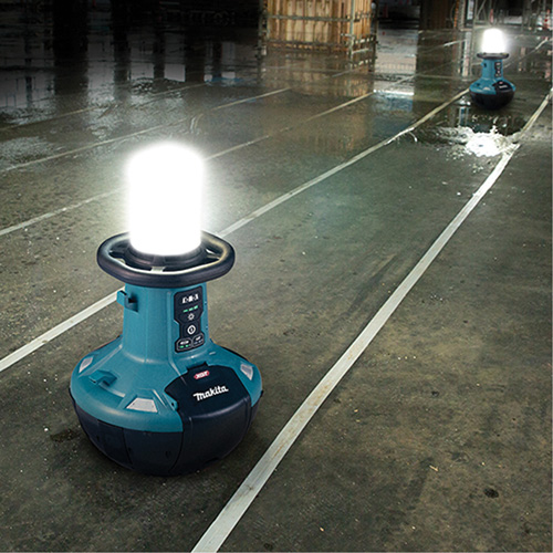Lampe de chantier &agrave; DEL auto-redressante 40Vmax XGT (outil seulement)?, DEL, 5500 lumens Les Distributions ICE