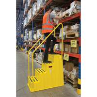 Escabeau industriel, 4 marches, 44" x 22-1/4" x Hauteur 65-1/8" Les Distributions ICE