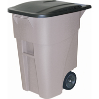 Brute&reg; Roll Out Containers, Plastic, 50 US gal. Les Distributions ICE