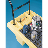 Poly-Spillcart Cart, 66.5" L x 29" W x 43.9" H, 57 US gal. Spill Cap. Les Distributions ICE