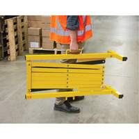 Expandable Barrier, 37" H x 11' L, Black/Yellow Les Distributions ICE