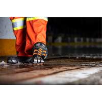 GripPro Spikeless Traction Aid, Rubber, Grooved Traction, Medium/Small Les Distributions ICE