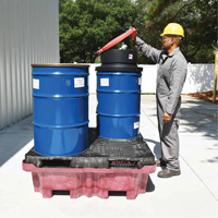 Ultra-Spill King palette de d&eacute;versement &agrave; pont plat, 4 barils, Capacit&eacute; de d&eacute;versement 85 gal. US, 51" x 51" x 17,5" Les Distributions ICE