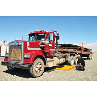 Flexible Ultra-Utility Tray&reg;, 42" L x 42" W x 4.8" H, 18 US gal. Spill Capacity Les Distributions ICE
