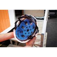 BOLT Safety Helmet Cooling Liner, Blue Les Distributions ICE