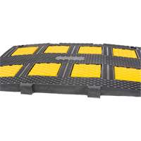Middle Speed Hump, Rubber, 3' L x 20" W x 2" H Les Distributions ICE