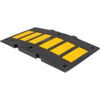 Middle Speed Hump, Rubber, 2' L x 8" W x 1-1/4" H Les Distributions ICE