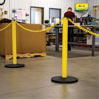 Industrial Stanchion Kit with Plastic Chain, 37" High, Red Les Distributions ICE