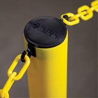 Industrial Stanchion Kit with Plastic Chain, 37" High, Red Les Distributions ICE