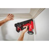 M18 Fuel 16 Gauge Angled Finish Nailer (Tool Only), 18 V, Lithium-Ion Les Distributions ICE