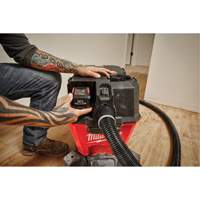 Aspirateur sec/humide sans fil M18 Fuel, 18 V, Capacit&eacute; 6 gal. Les Distributions ICE